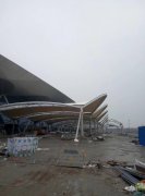 廣州白云機場三期改造航站樓電纜橋架進(jìn)場